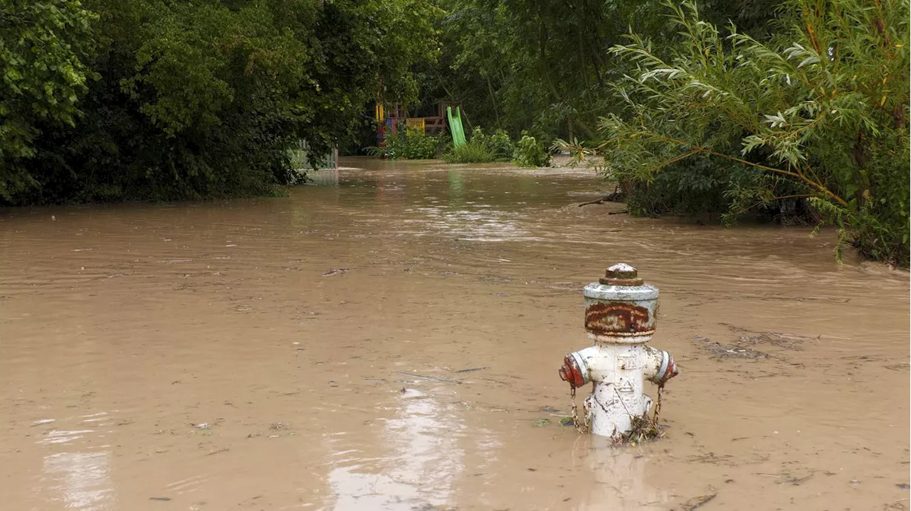 Nach Unwetter in Franken und Hessen: Wetterdienst kündigt für heute weiteren Starkregen und Gewitter an