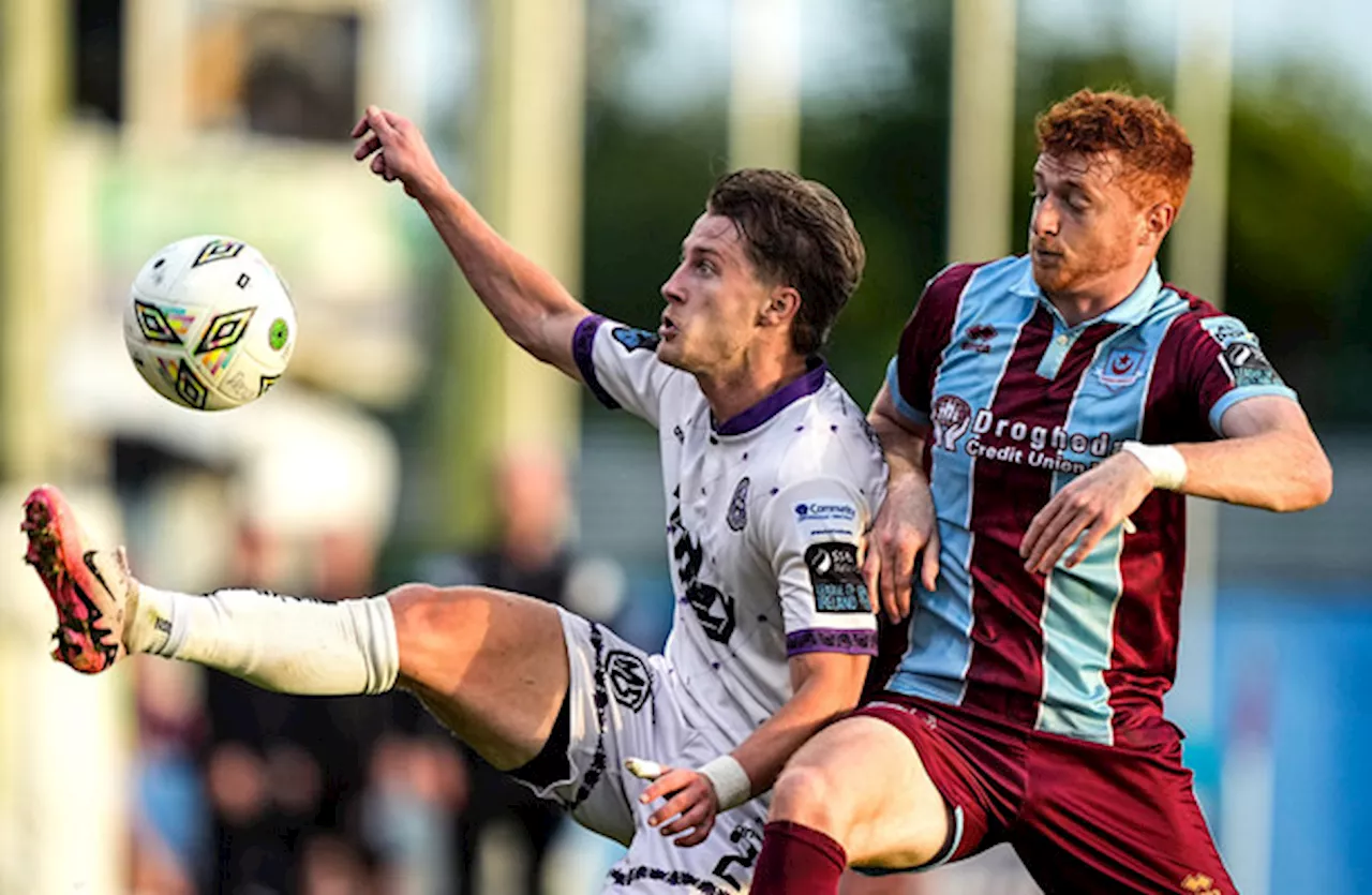 All square between Drogheda and 10-man Bohemians