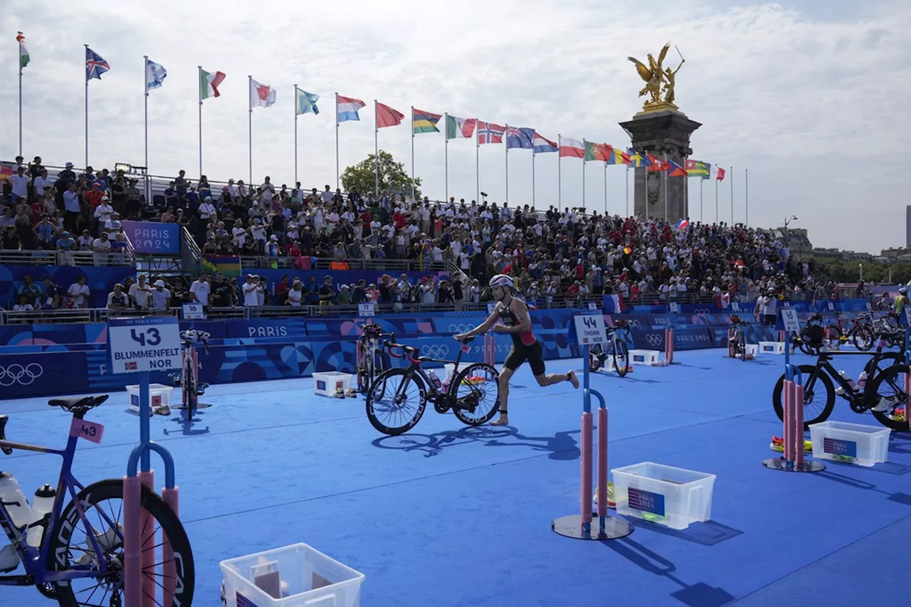 Triatleta revela por que vomitou dez vezes depois de nadar no rio Sena