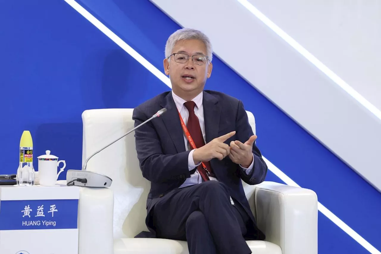 PBOC Adviser Issues Rare Criticism of China’s Economic Policies