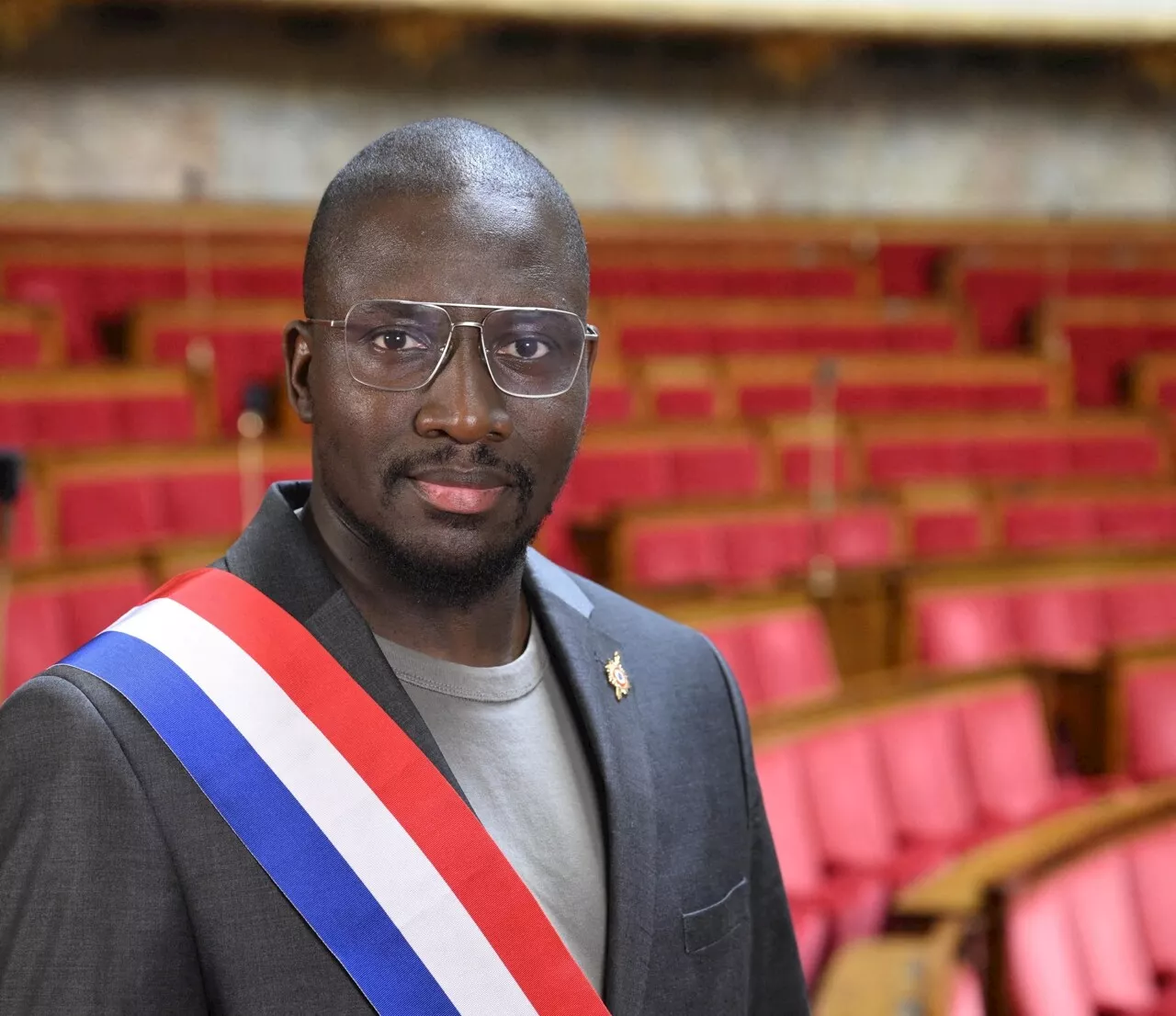 Cyberharcelé, Aly Diouara, député LFI de Seine-Saint-Denis, dépose plainte pour 'menaces de mort'