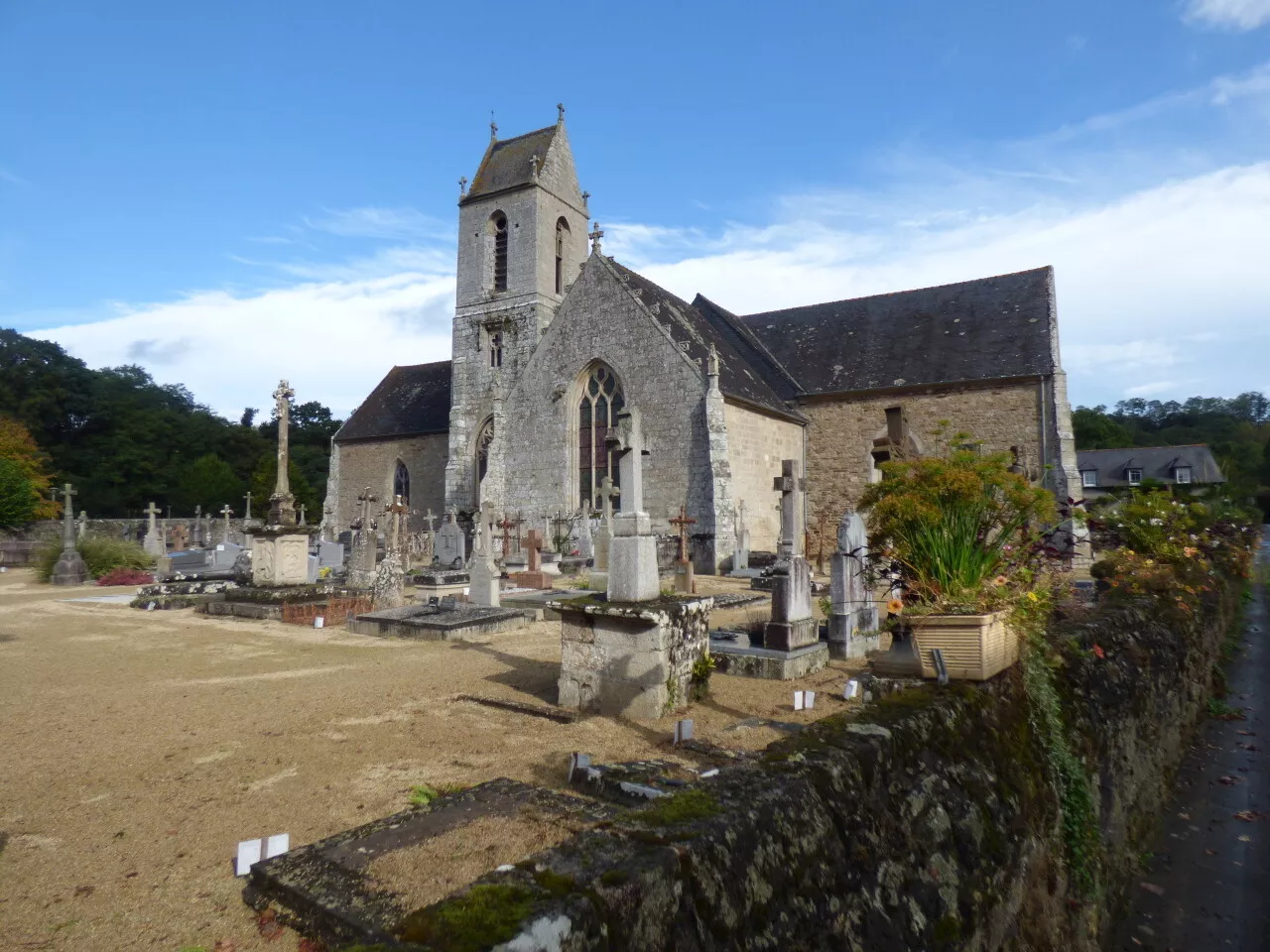 L'été, cette église du 16e siècle rencontre un succès fou en Côtes-d'Armor !