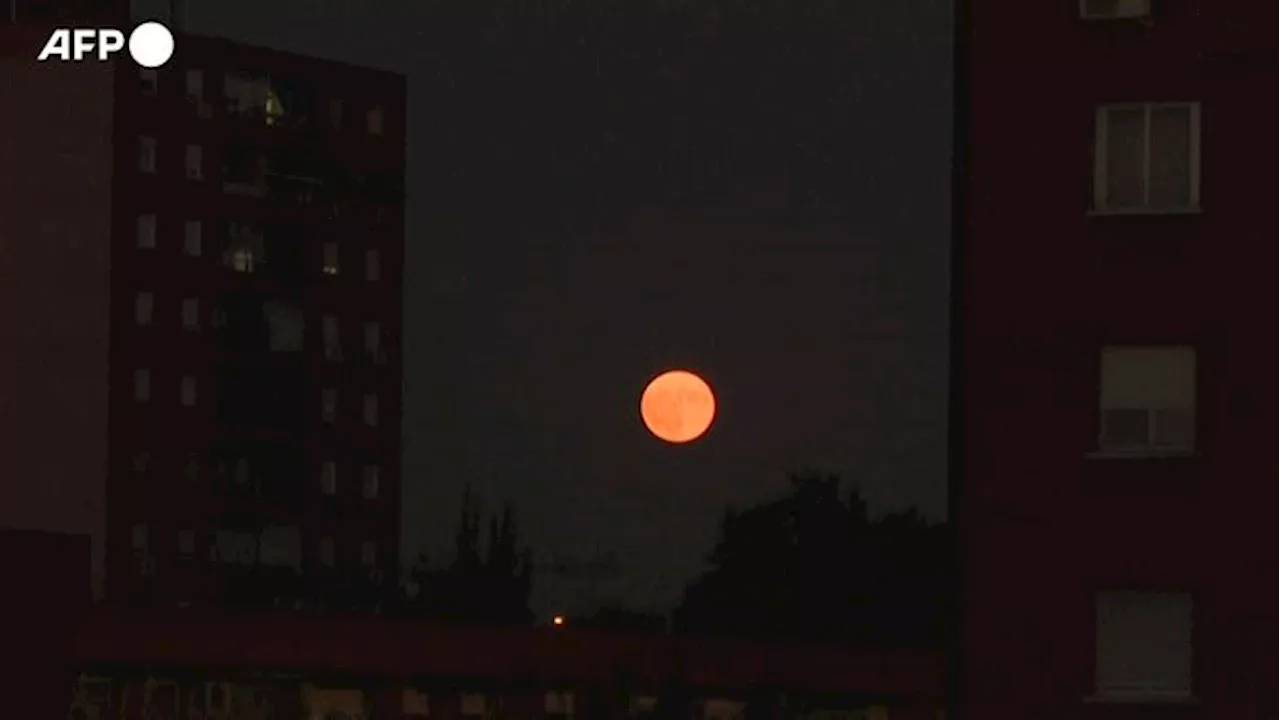 Superluna, lo spettacolo nelle citta' del mondo