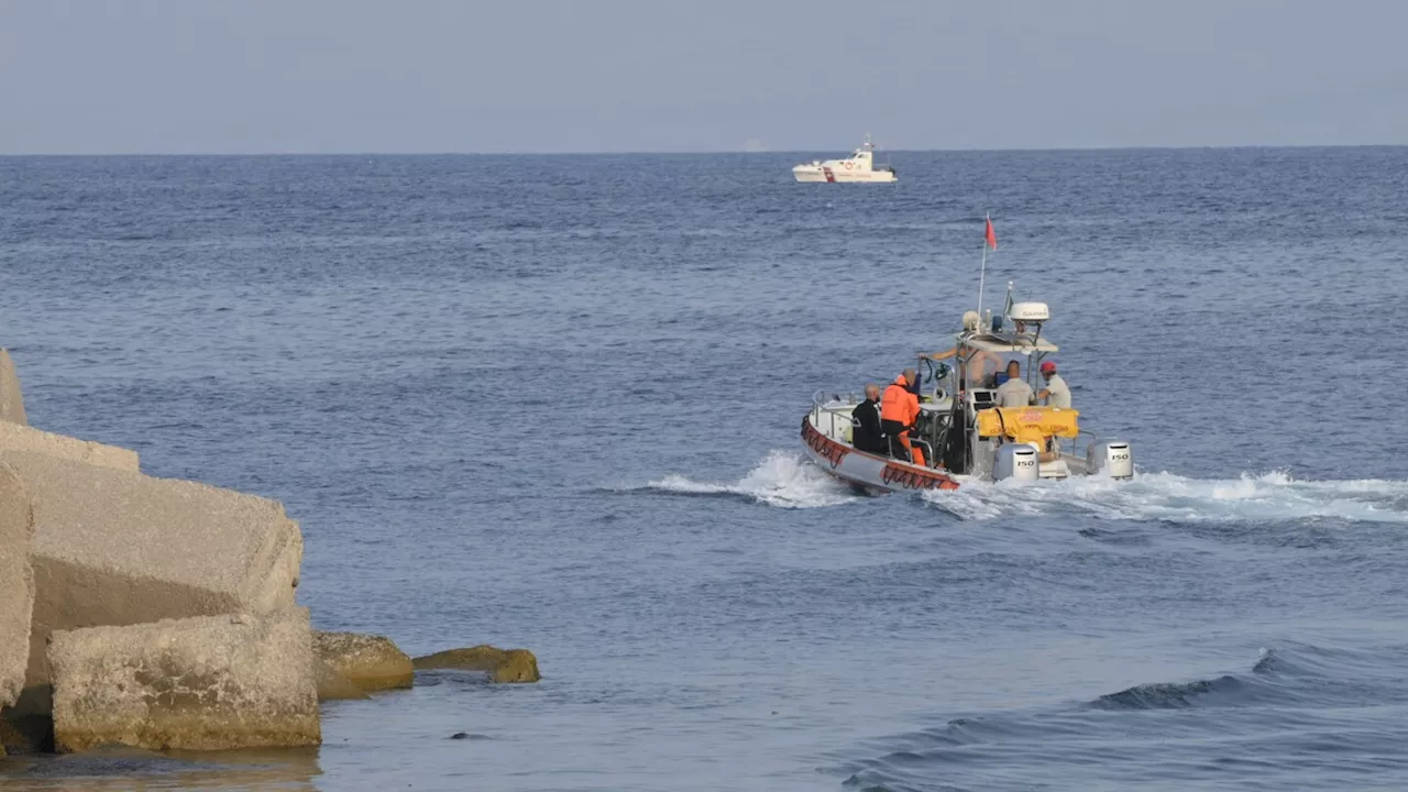 Search resumes for 6 from sunken superyacht off Sicily, including tech magnate Mike Lynch