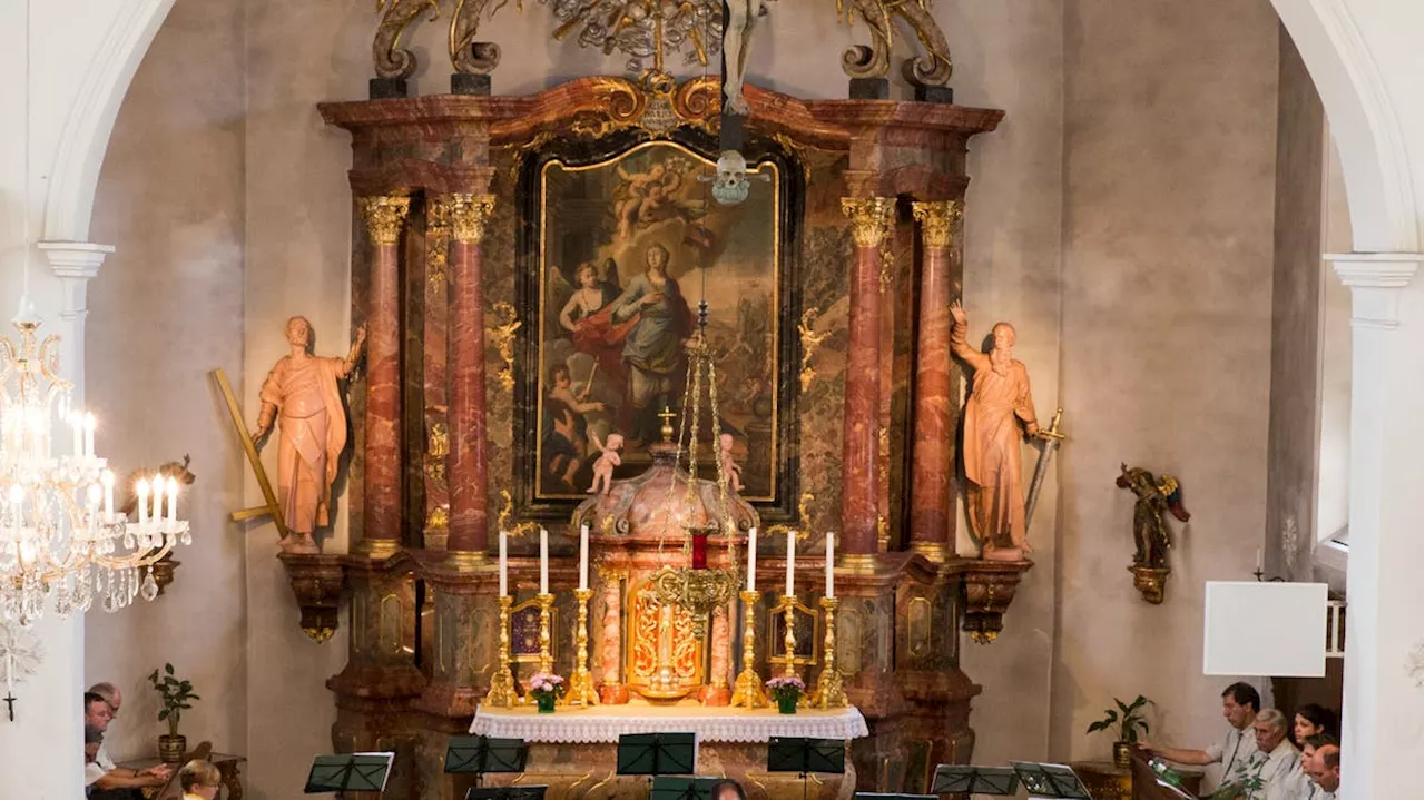 Sie kamen am helllichten Tag: Dreiste Diebe klauen Kirchenschmuck im Wert von mehreren zehntausend Franken