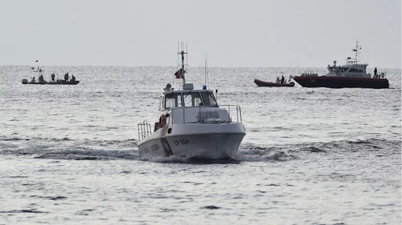 Sunken yacht off Sicily: Search resumes for missing 6