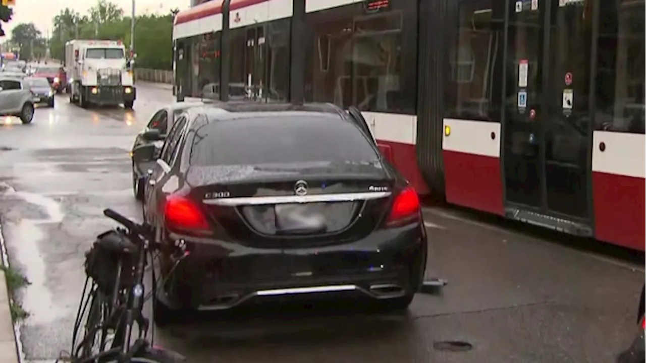 Toronto police say assault rifle found in car that crashed into TTC vehicle