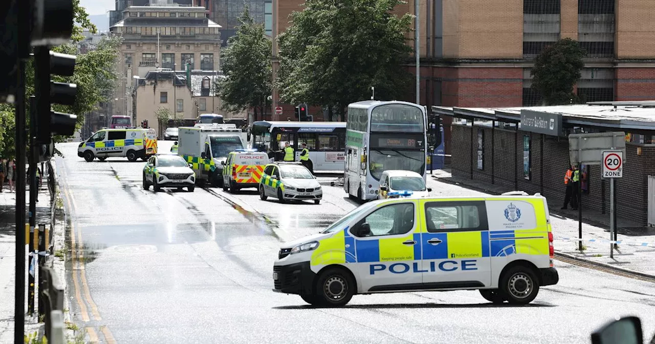 Pedestrian hit by bus in Glasgow city centre as emergency services close area