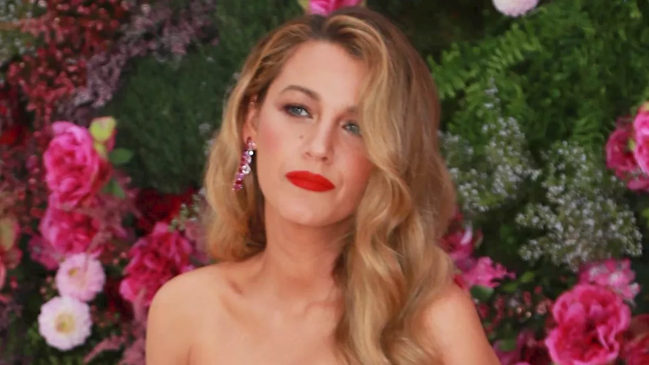 Blake Lively snapped at ANOTHER reporter over 'unclassy' 2008 Penn Badgley question