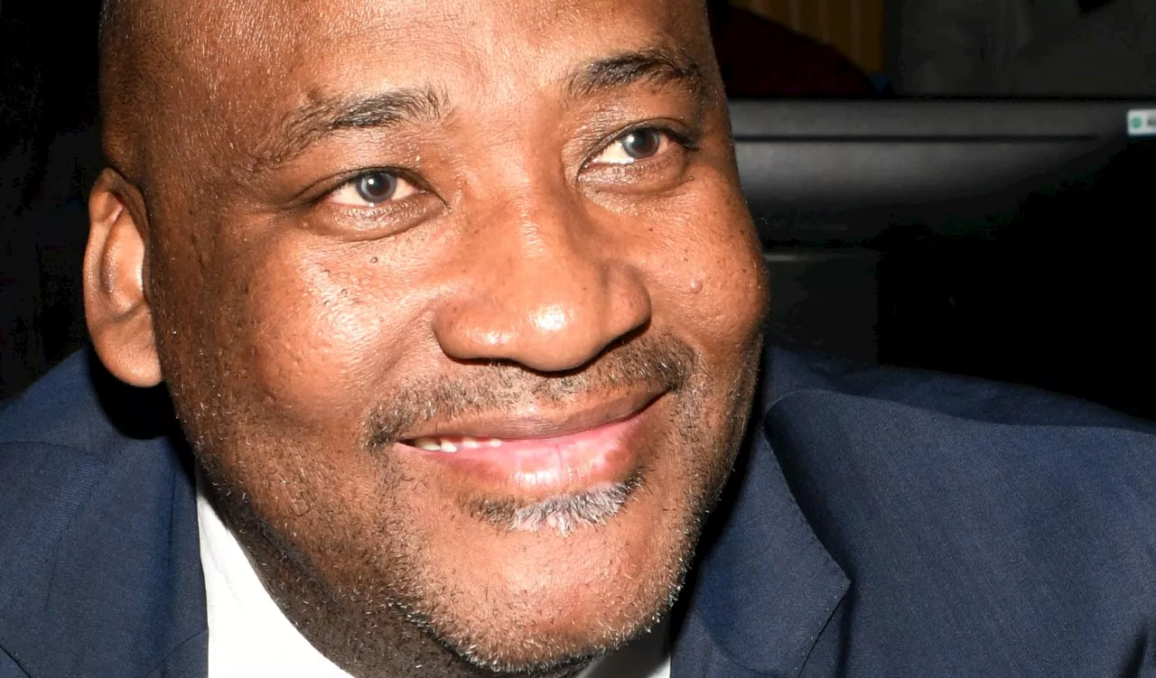 Has Minister Gayton McKenzie really donated his salary to charity?