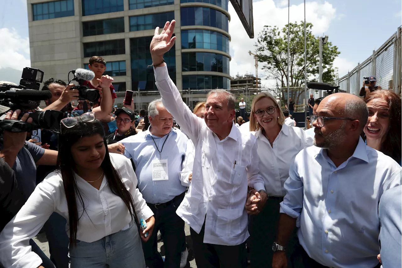 González Urrutia llama a Maduro a 'dar el paso' para la transición