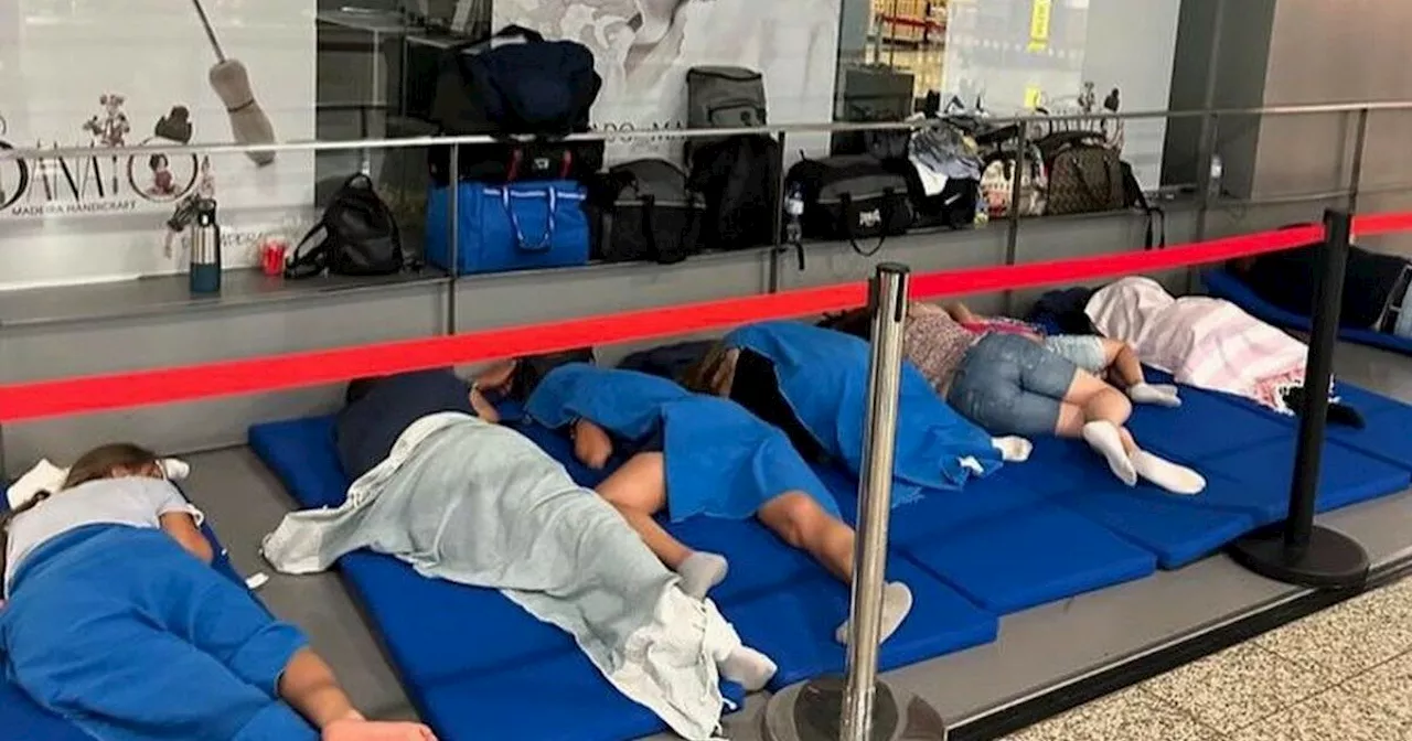 Madeira, continuano i ritardi e le cancellazioni dei voli: cinque ragazzi di Firenze bloccati in aeroporto…