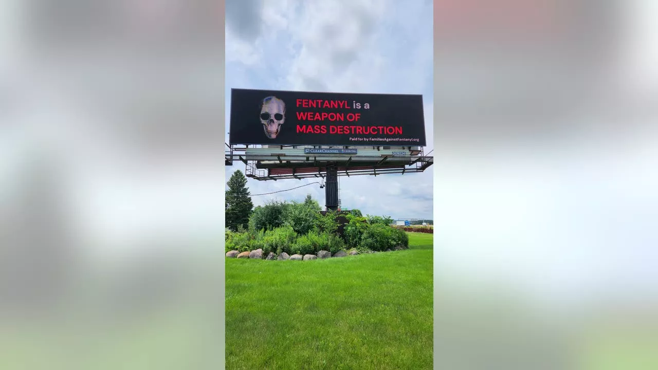 Chicago billboards urge political leaders in town for DNC to tackle fentanyl crisis