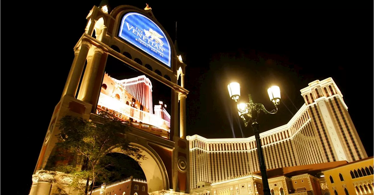 Las Vegas Hospitality Workers At Venetian Reach Tentative Deal On First-Ever Union Contract