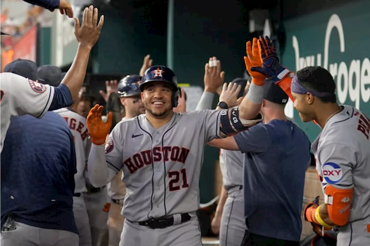 Diaz homers in ninth inning to lift Astros to 5-4 win over Red Sox