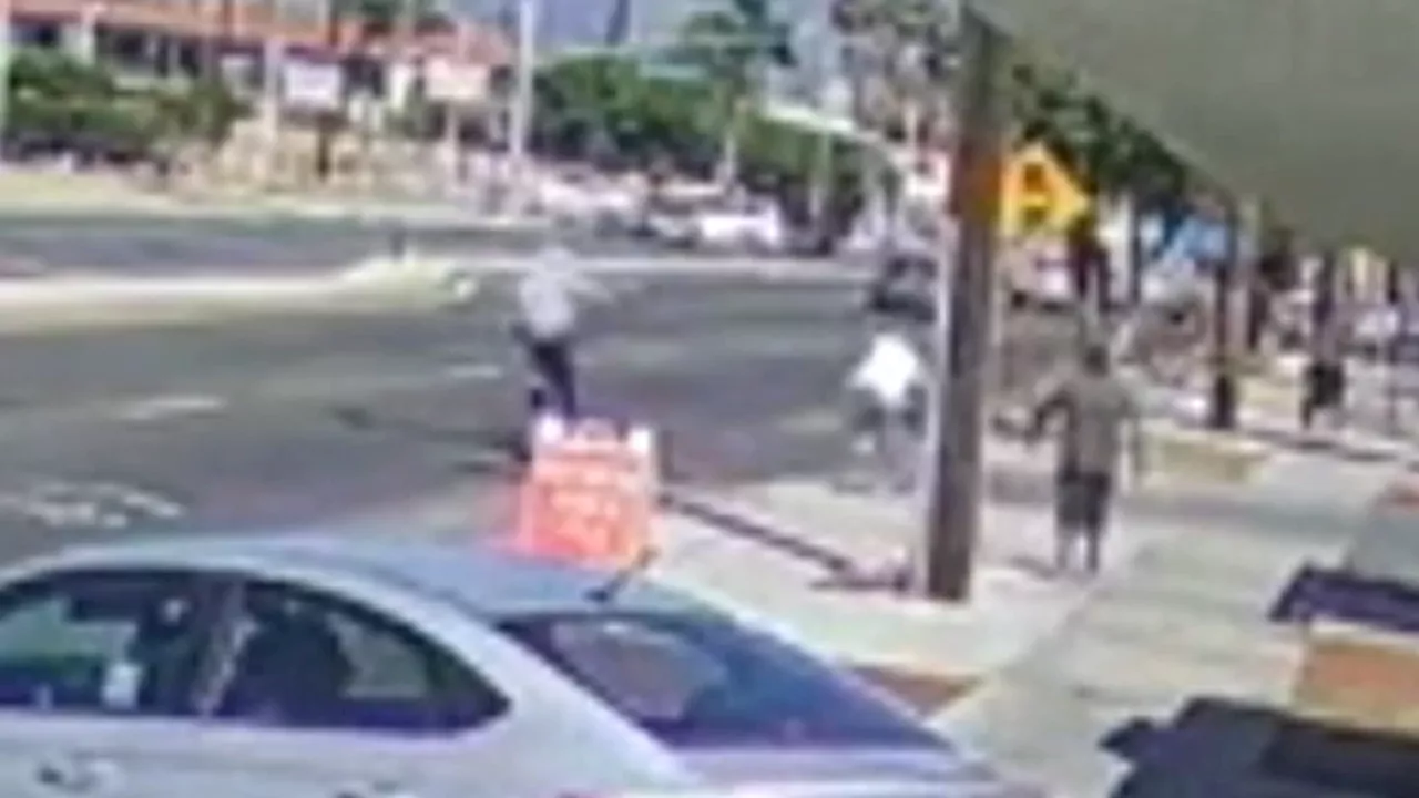 Man on bicycle sought after shooting two men in Hemet