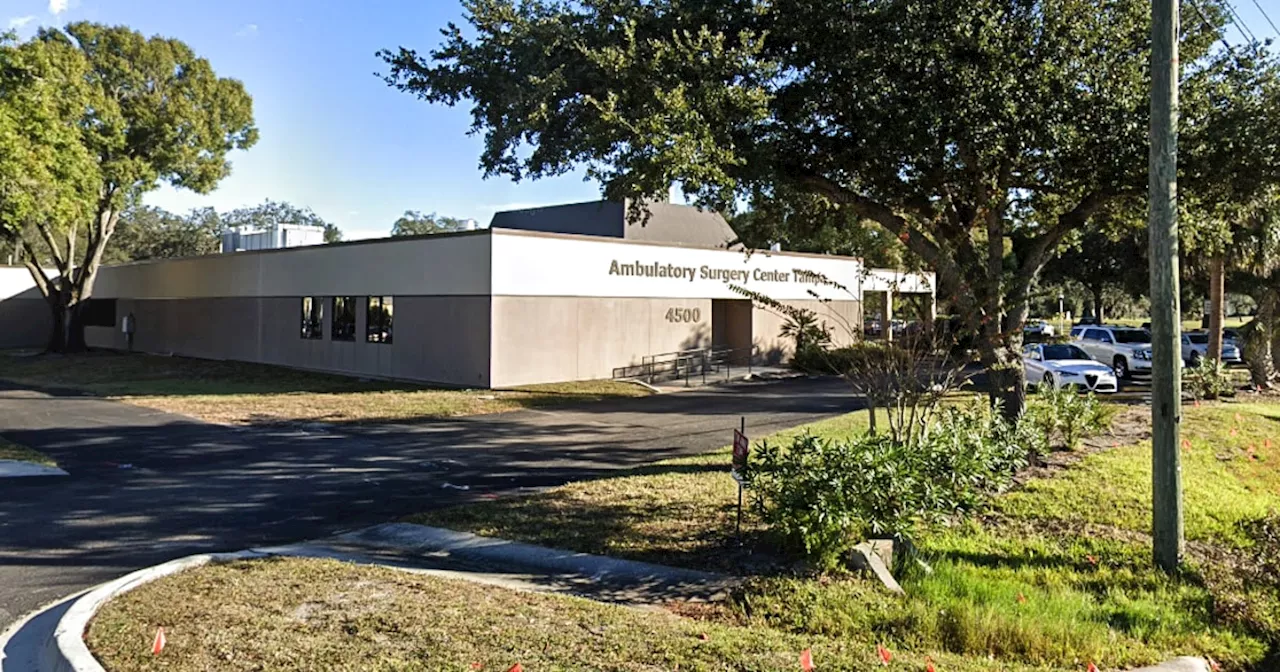 Florida doctor who didn't wear hearing aids during colonoscopy couldn't hear patient yelling, state health officials say