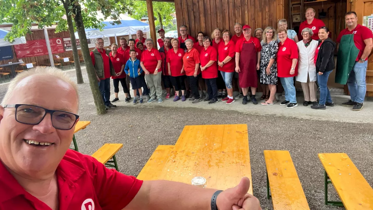 Wieselburg: Gemütliches Treffen bei Würstel und Co.