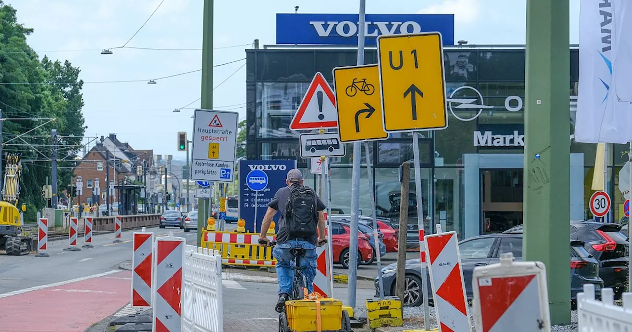 Mehrere schwere Stürze: Stadt Bielefeld richtet gefährliche Umleitung ein