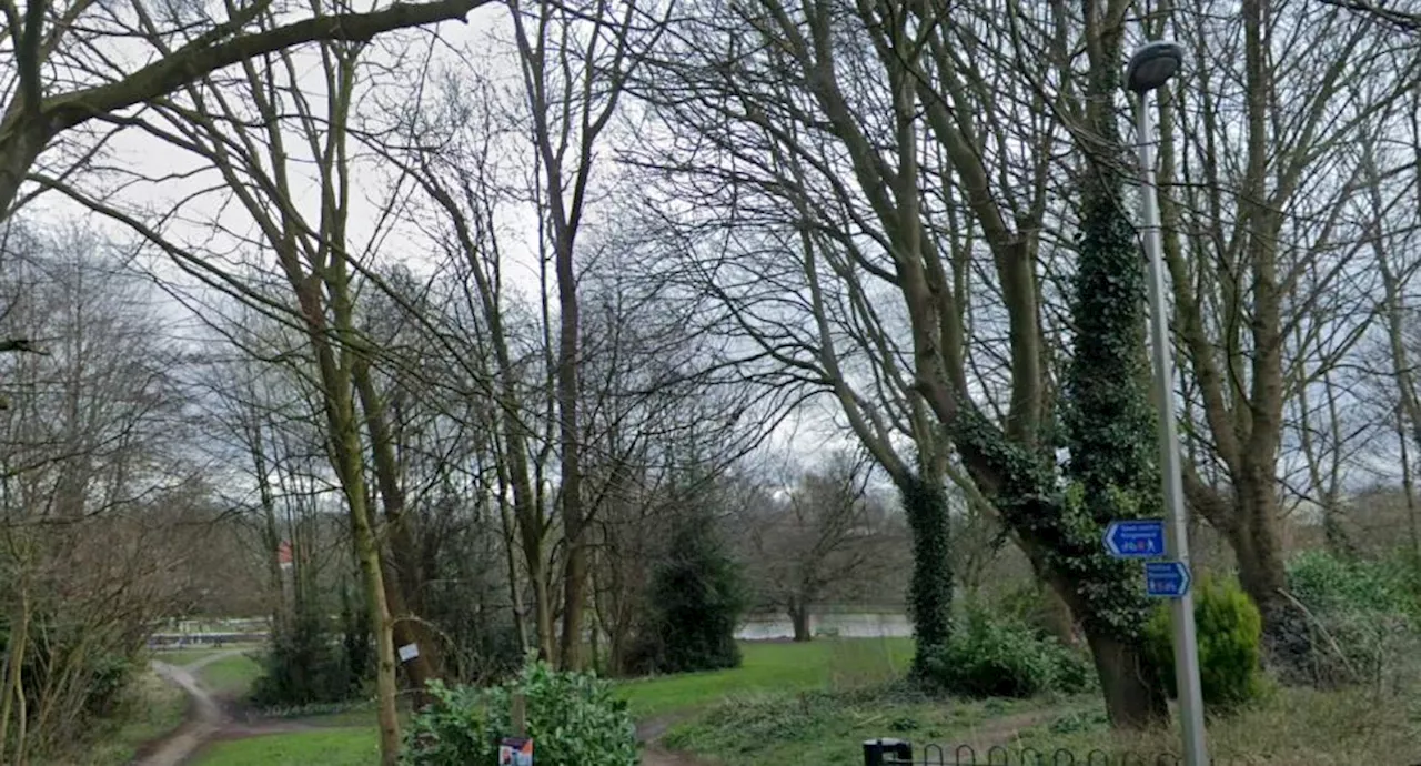 Cyclist has knife held to neck during ambush by masked attackers