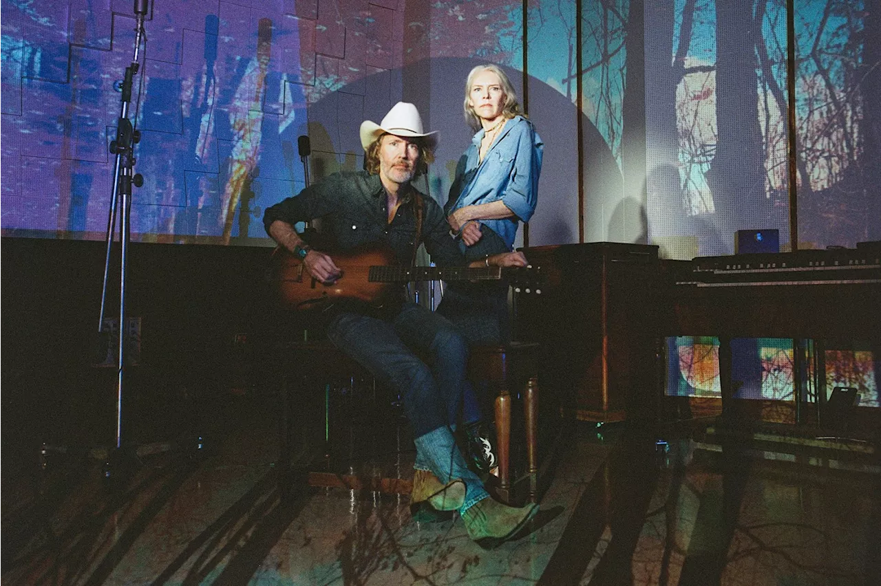 Gillian Welch and David Rawlings Find New Revelations on ‘Woodland’