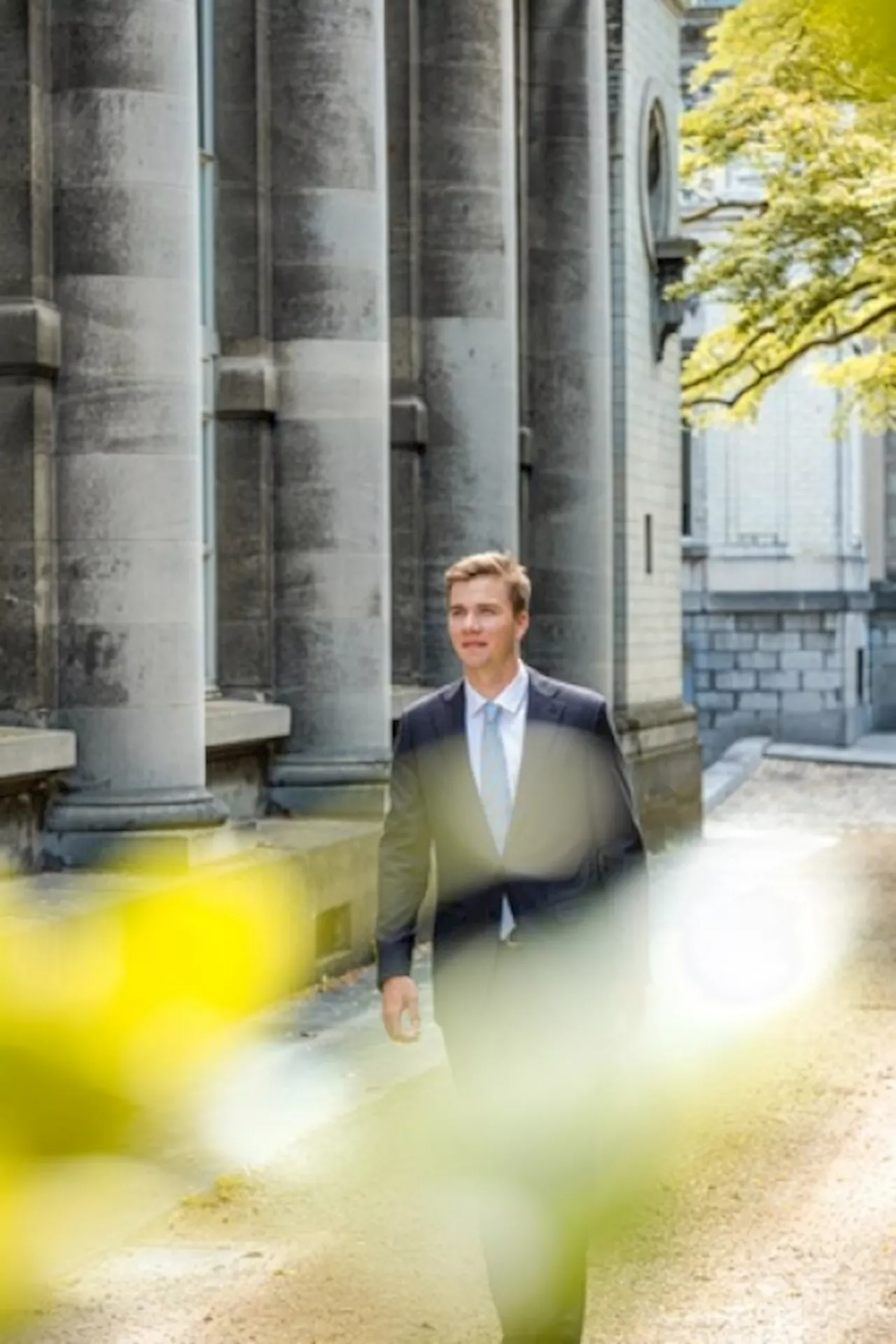 Le prince Gabriel, second dans l'ordre de succession au trône, fête ses 21 ans