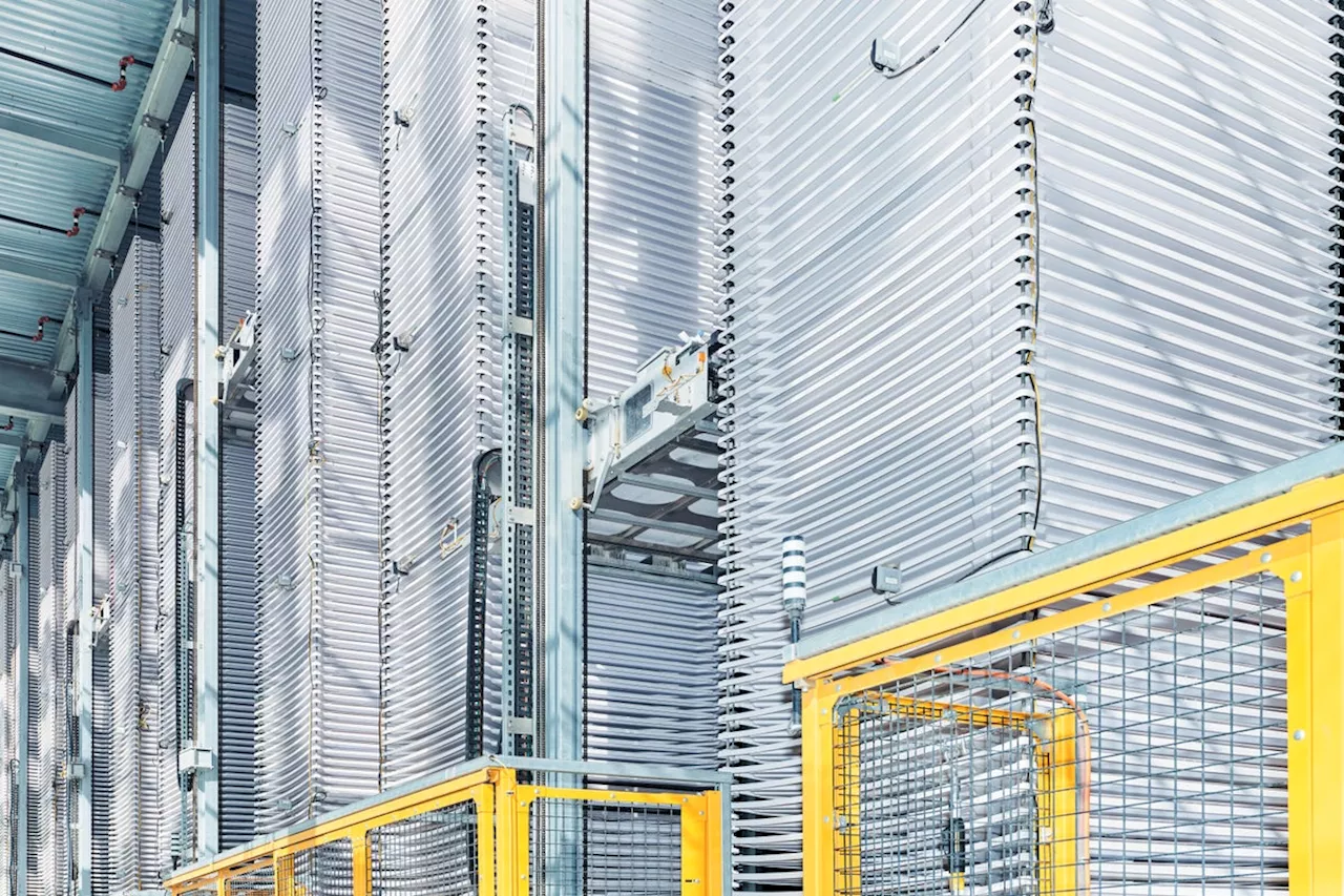 Can Thousands of Huge Machines Capture Enough Carbon to Slow Climate Change?