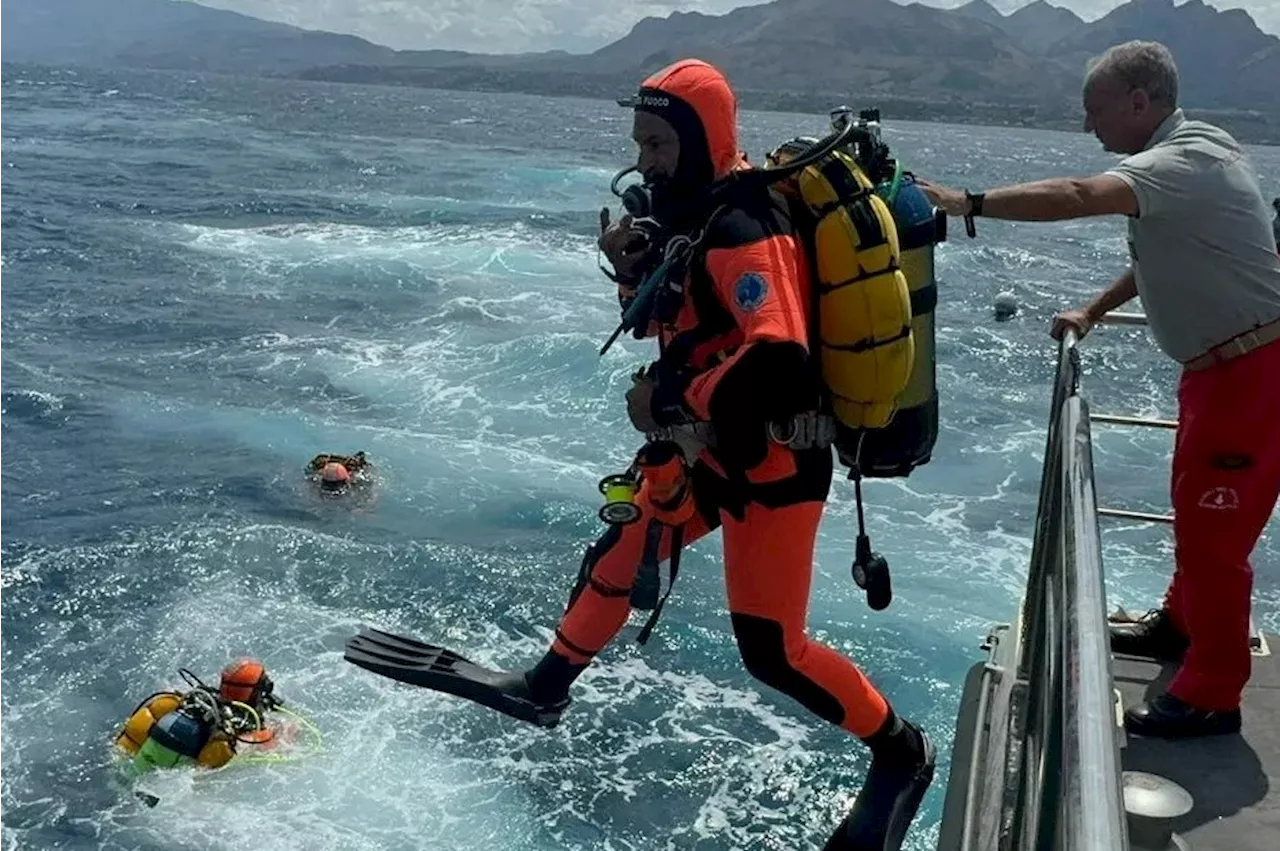 Divers trying to reach Bayesian victims are risking lives & passengers’ bodies may never be found, salvage...