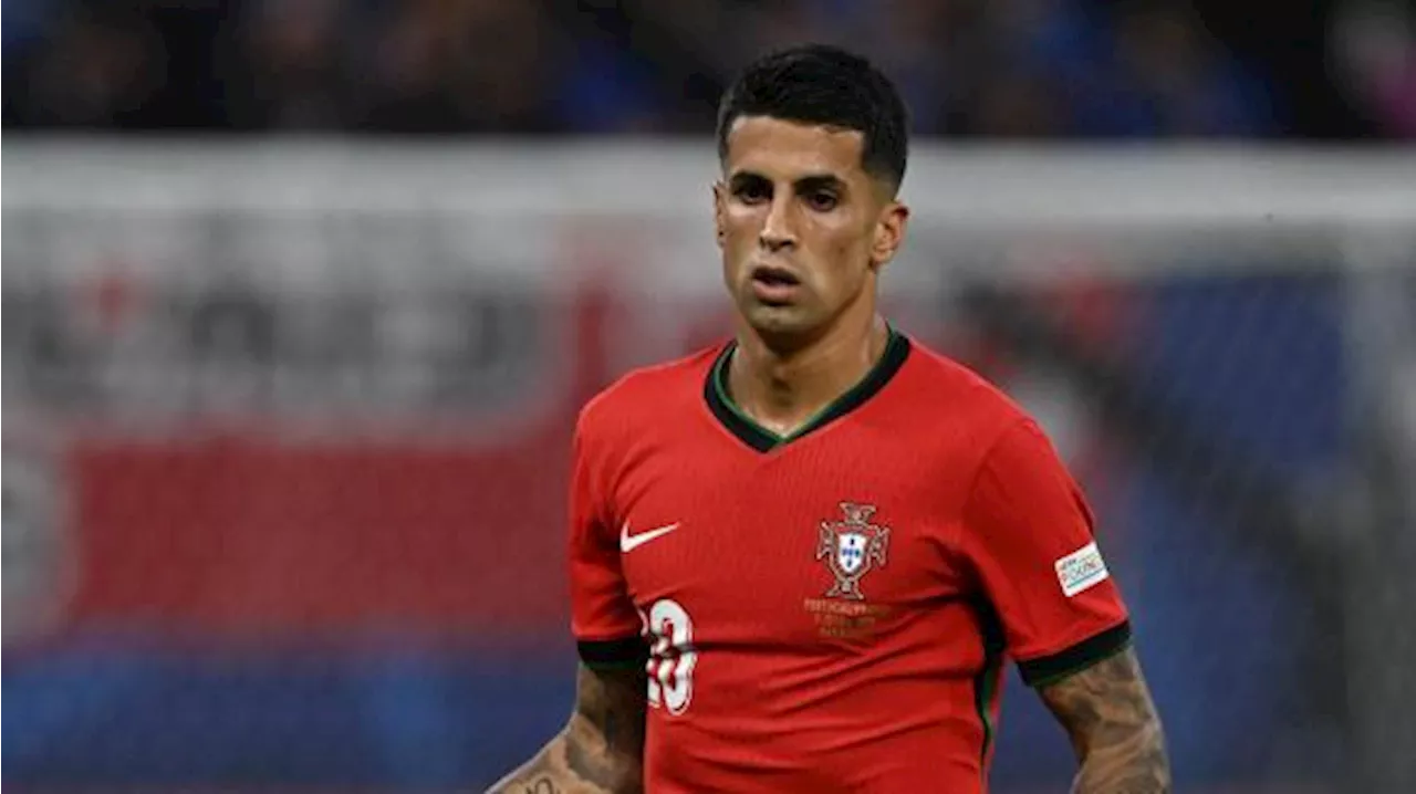 L'Al Hilal prova a pescare dal Manchester City: interesse per Walker e Cancelo