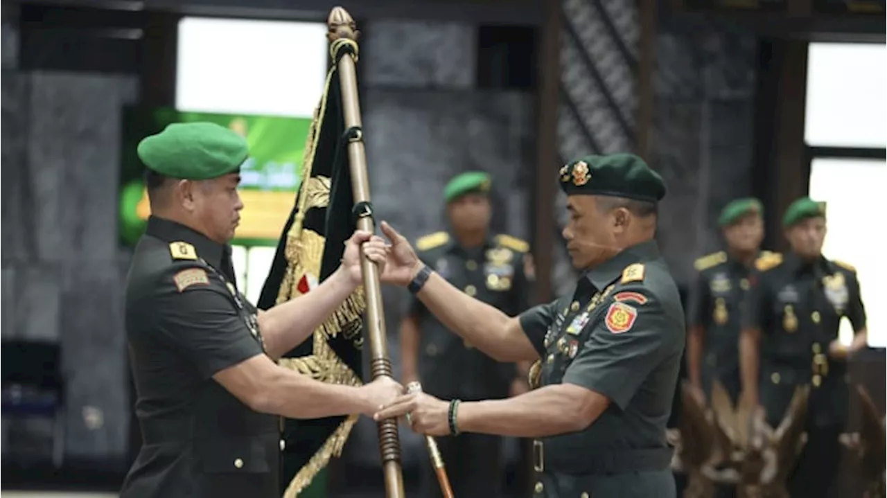 Jenderal Maruli Lantik 12 Perwira Tinggi TNI AD, Ada Nama Pangkostrad hingga Pangdam Jaya