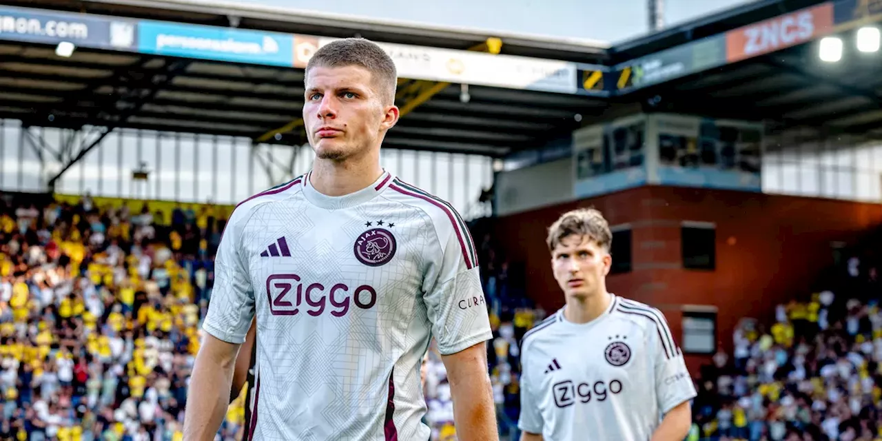 Zelfkritisch na Ajax-nederlaag: 'Ervan leren en niet te hard voor mezelf zijn'