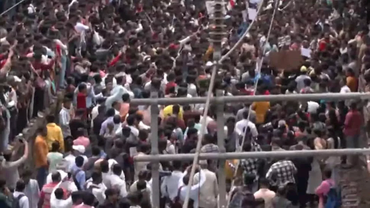 Video: Thousands Protest In Thane Against Sexual Abuse Of 2 Minors, Block Trains At Badlapur Station