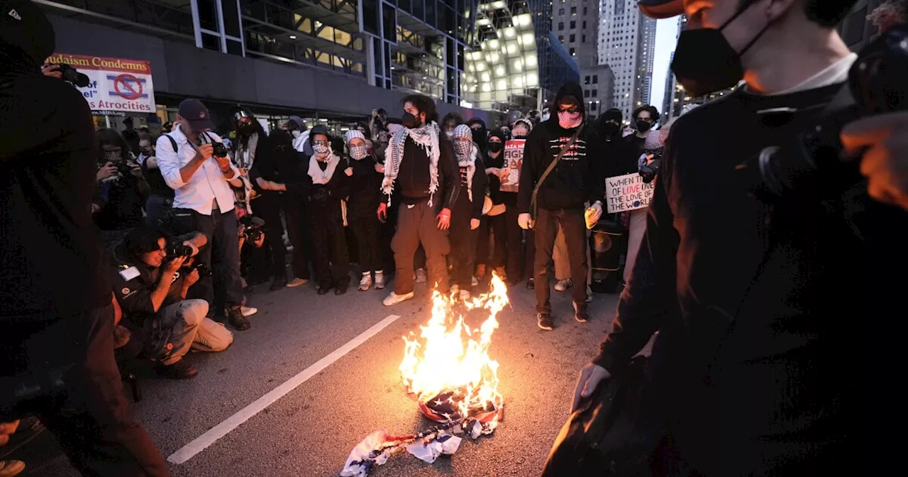 Pro-Palestinian demonstrators arrested near Israeli consulate in Chicago