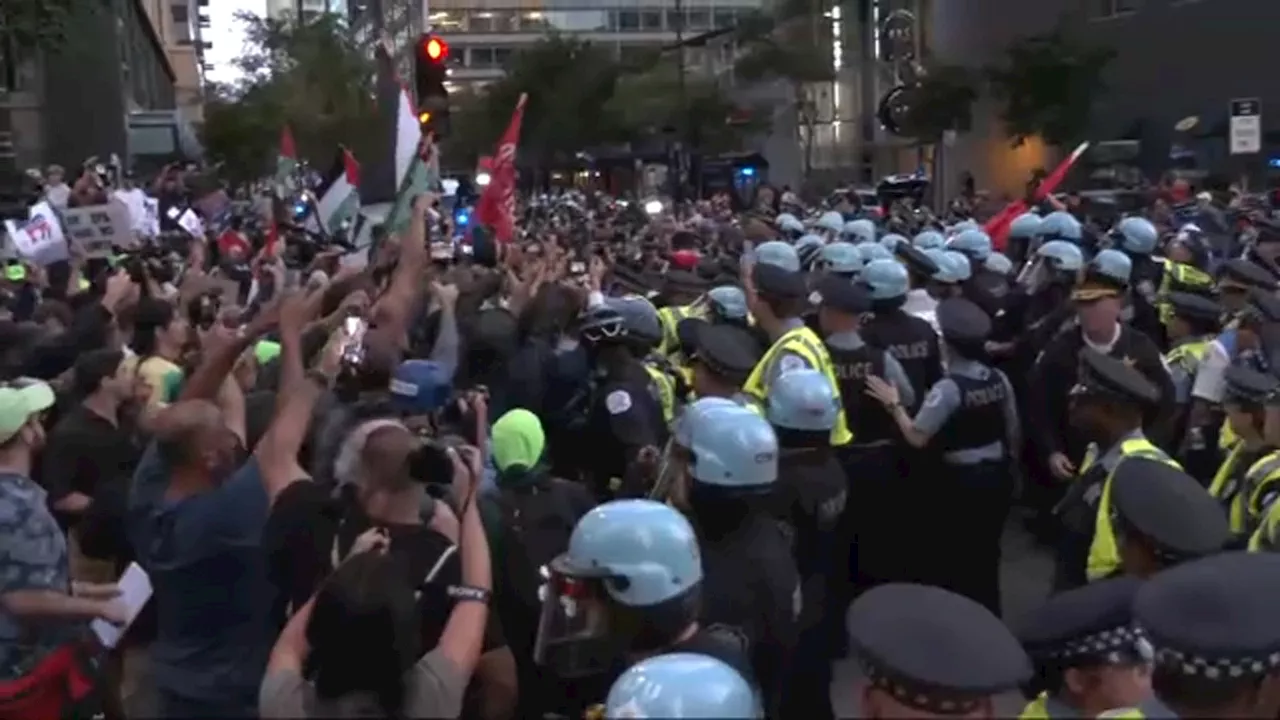 DNC protests 2024: Pro-Palestinian protesters confront Chicago police downtown