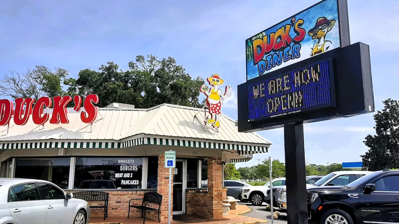 A new old favorite serves up breakfast, burgers and more in Gulf Shores