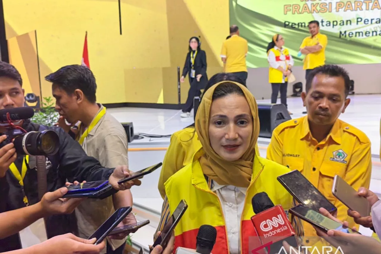 Wanda Hamidah keluar dari Golkar karena kulminasi kekecewaan