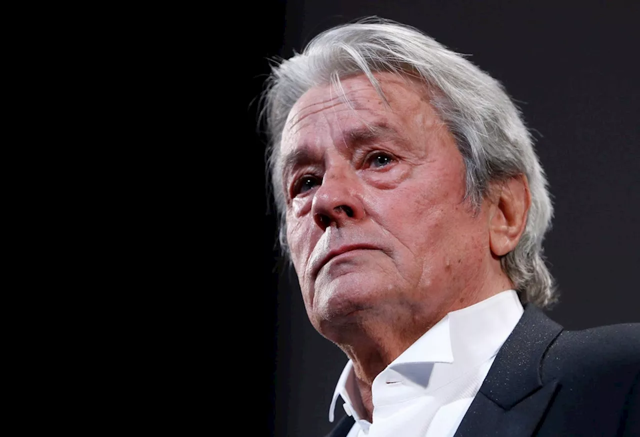 Gegen Alain Delons Wunsch: Sein Hund Loubo darf nicht sterben