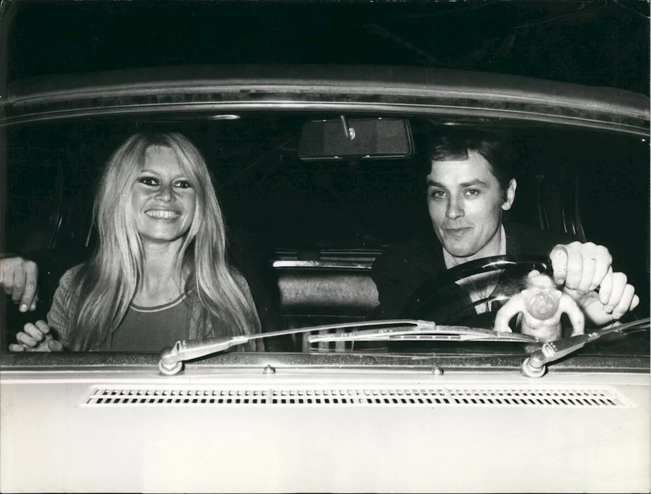 'Sur mon oreiller' : ce geste puissant d’Alain Delon quand il logeait chez Brigitte Bardot à La Madrague