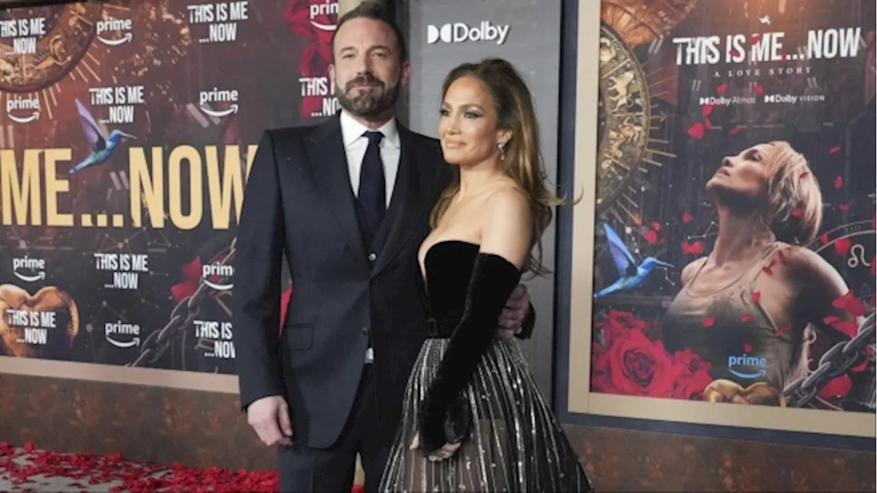 Jennifer Lopez files for divorce from Ben Affleck