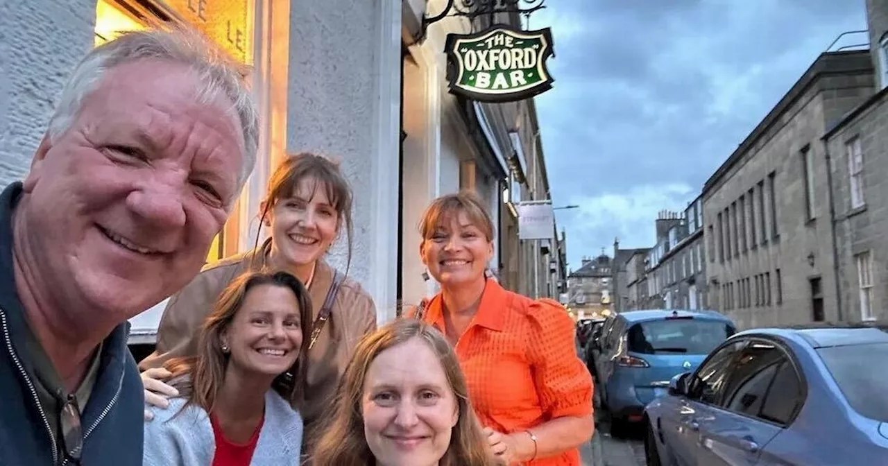 Lorraine Kelly praised by fans as she's spotted in 'proper' Edinburgh pub