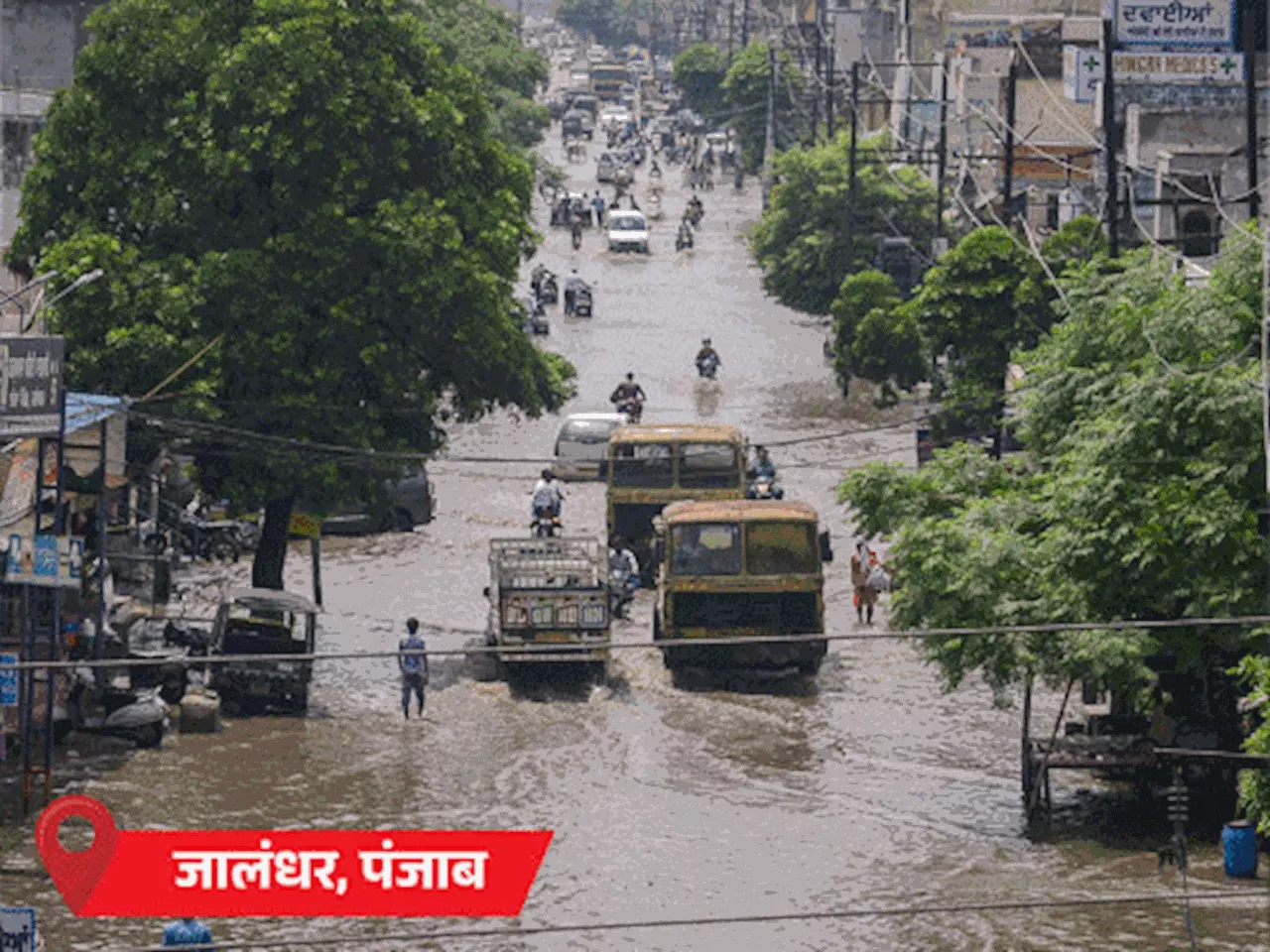 देश का मानसून ट्रैकर: यूपी में 80 गांव बाढ़ प्रभावित, 24 घंटे में 7 की मौत; 16 राज्यों में भारी बारिश का अल...