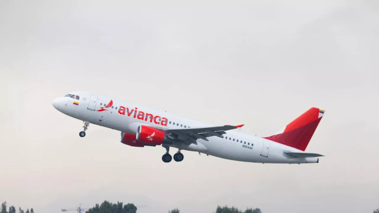 Avión de Avianca que volaba de París a Bogotá tuvo que desviarse a España: ¿qué pasó?