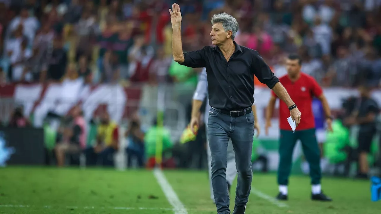 Renato Gaúcho volta a discutir em coletiva e dispara: 'Então venha para o meu lugar'