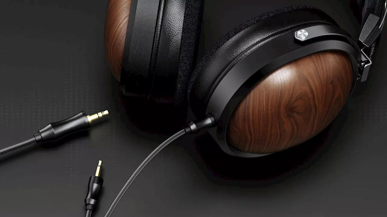 FiiO’s New FT1 Headphones With Real American Black Walnut Ear Cups