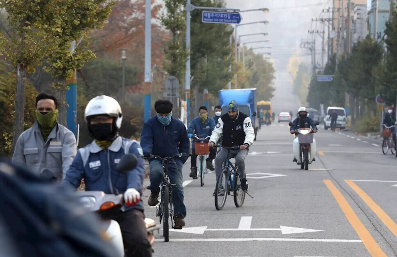 대통령실 “외국 인력은 인구 확충 옵션…50년 후 인구 30% 감소”