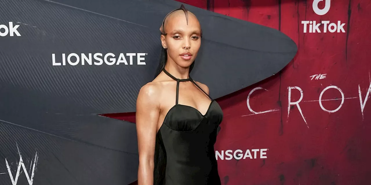 FKA Twigs Gives the LBD an Intergalactic Update With Statement Headpiece