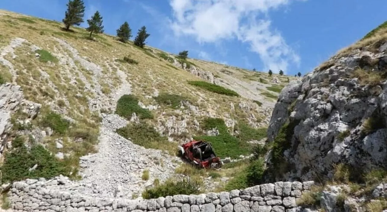 Il pilota Luca Persiani si è lanciato dalla Jeep ormai fuori controllo: caduta fatale