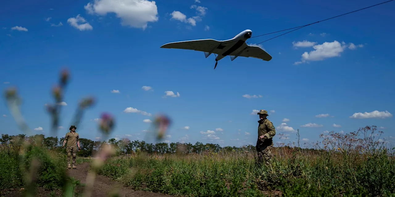 La Russia ha detto di aver respinto un grosso attacco di droni ucraini contro Mosca