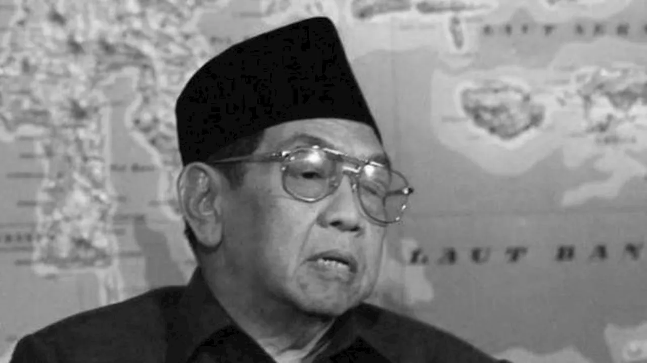 Keistimewaan Gus Dur saat Dilengserkan Diungkap Gus Baha, Baru Sadar setelah Bertahun-tahun