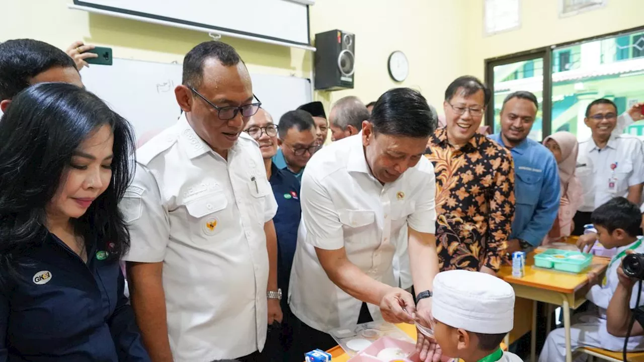 Wiranto Apresiasi Cara Wali Kota Helldy Jalankan Program Makan Bergizi Gratis yang Gandeng Dunia Industri